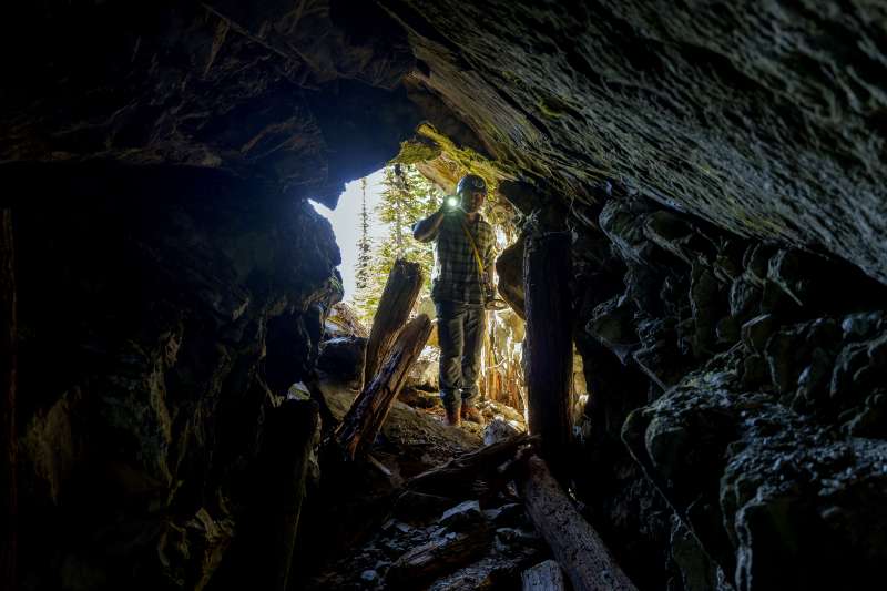 Klątwa umarlaka: w poszukiwaniu zaginionego złota