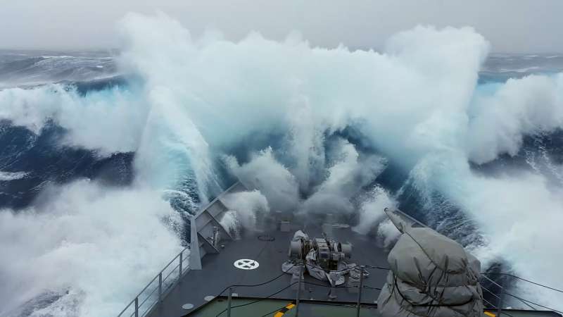 Tajemnice fal wyjątkowych